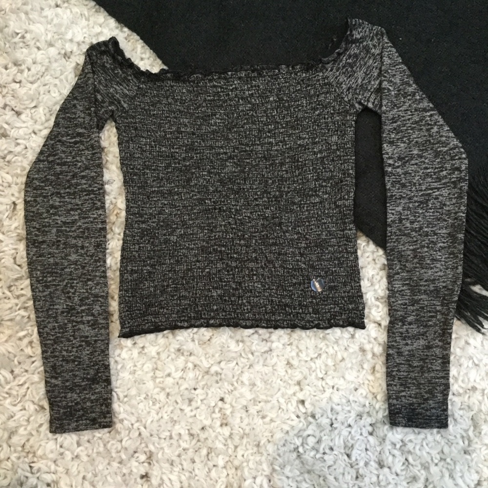 Hollister Off-Shoulder Grey Long Sleeve
